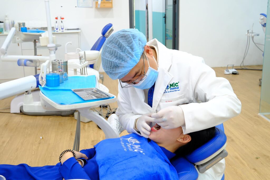 Mọc Răng Khôn Hôi Miệng: Nguyên Nhân và Cách Xử Lý Hiệu Quả