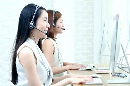 bác sĩ tư vấn và chăm sóc khách hàng tại phòng khám nha khoa răng hàm mặt Nha Khoa MIC Thủ Đức chuyên nghiệp
